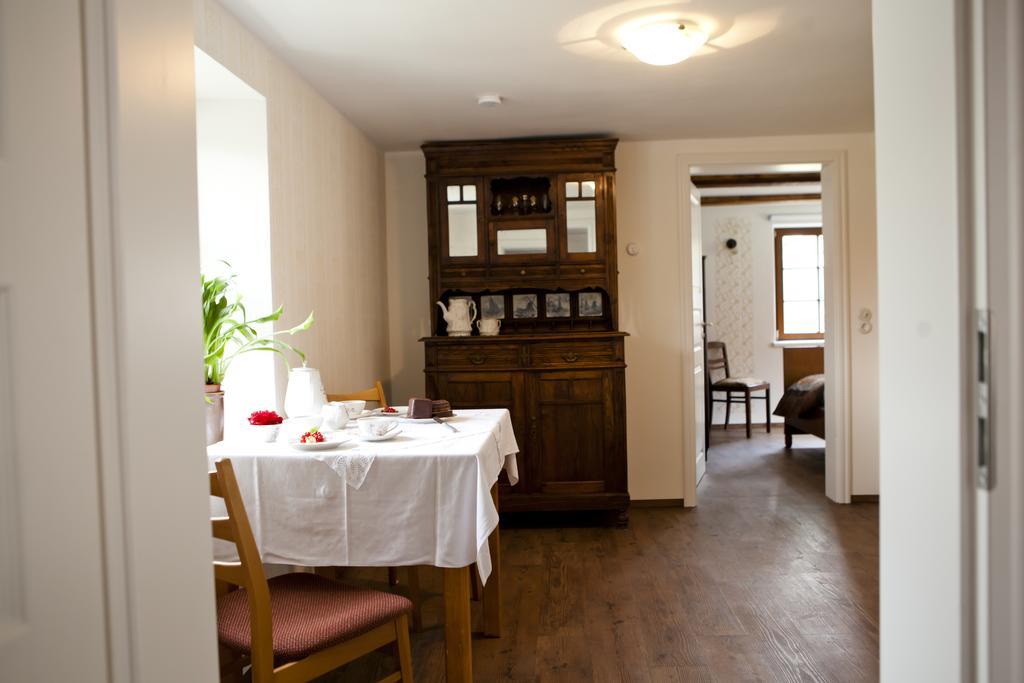 Pension Alte Schmiede Zabeltitz エクステリア 写真