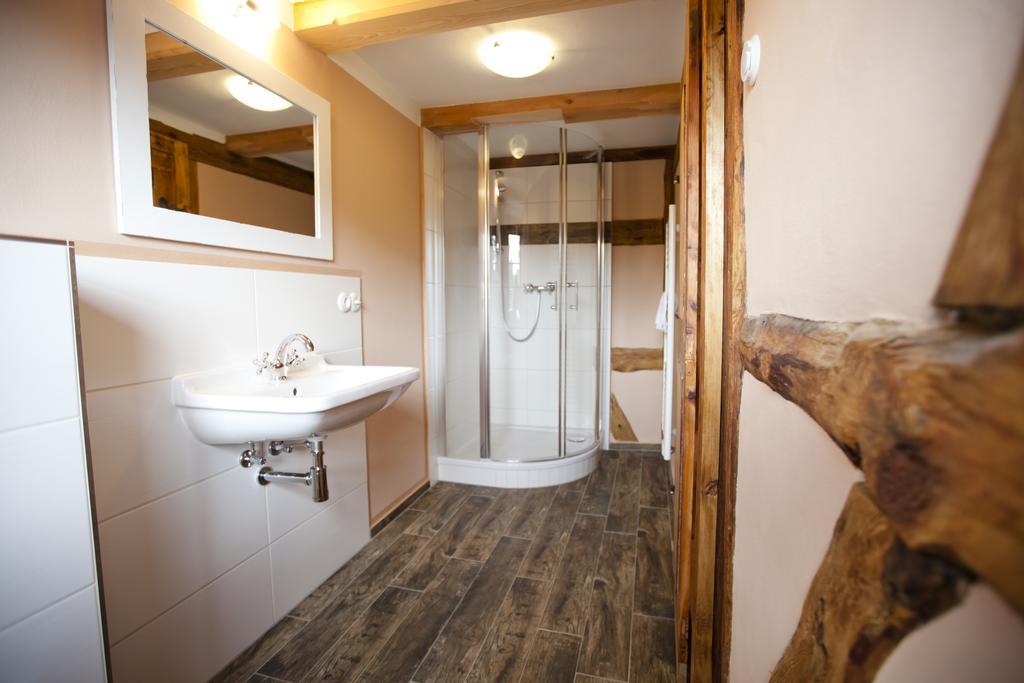 Pension Alte Schmiede Zabeltitz 部屋 写真